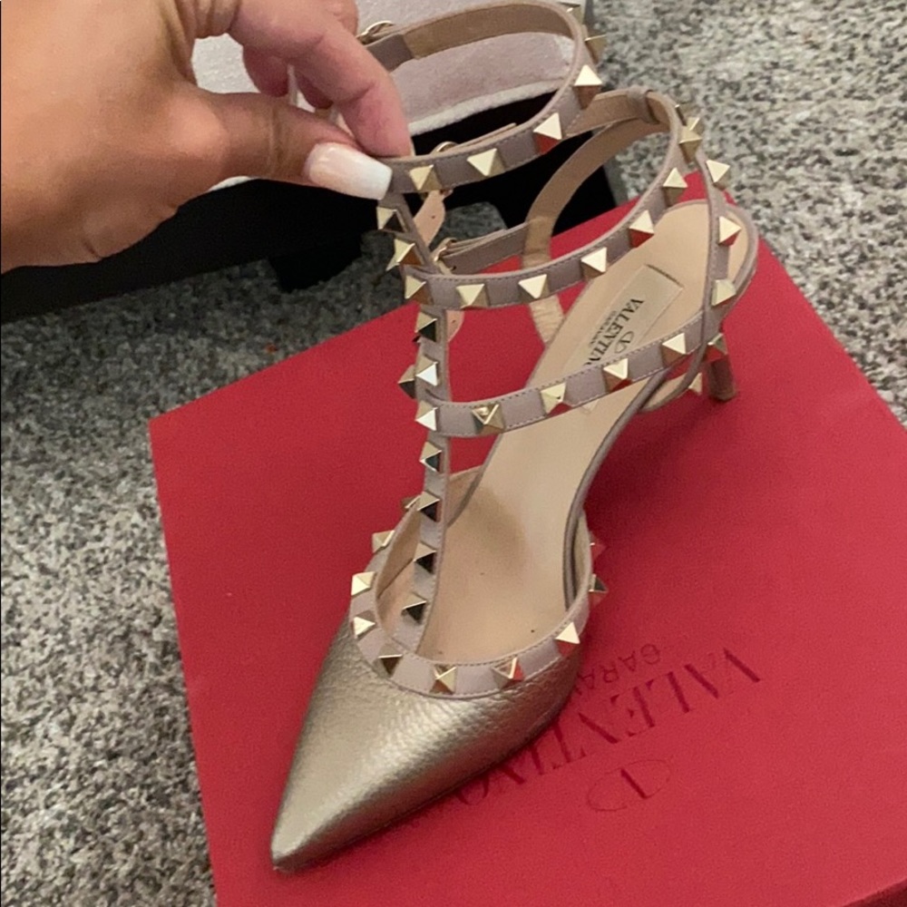 Valentino Heels - Picture 2 of 5